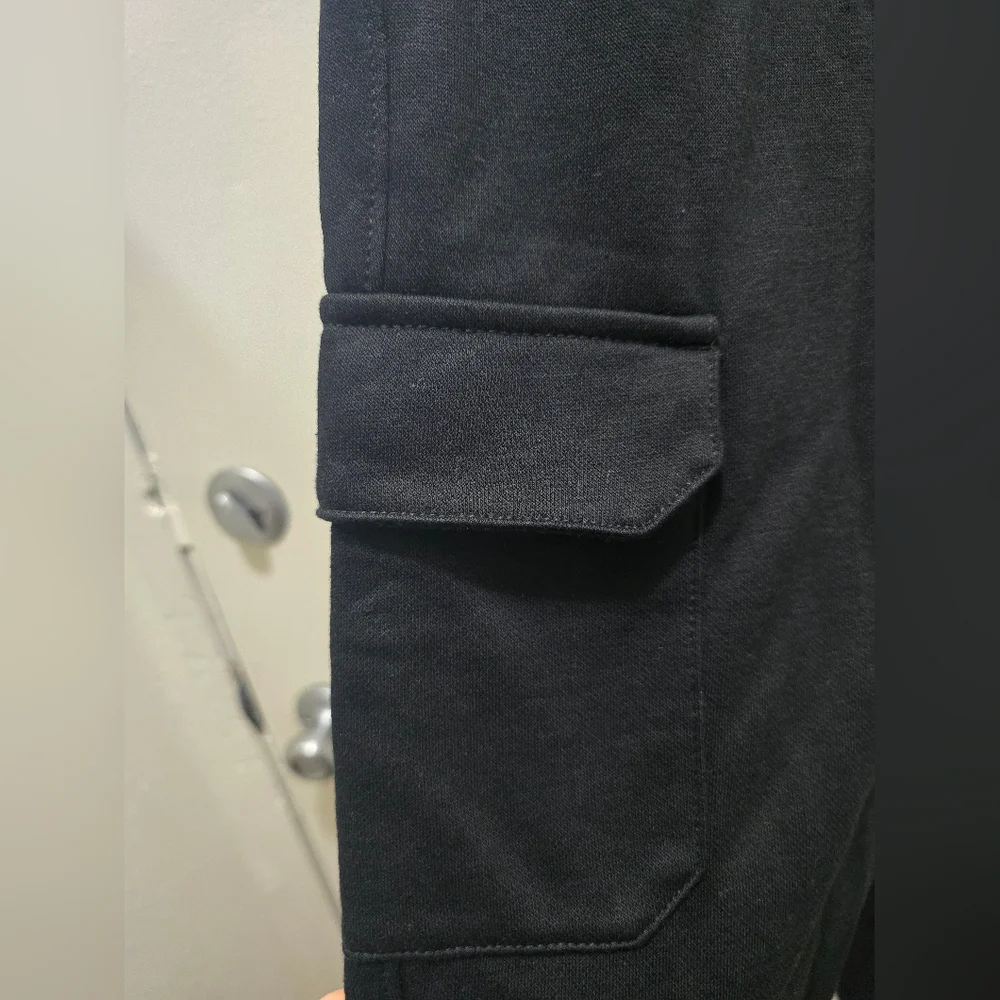 NWOT 2 Old Navy Men's Black Cargo Jogger Pants